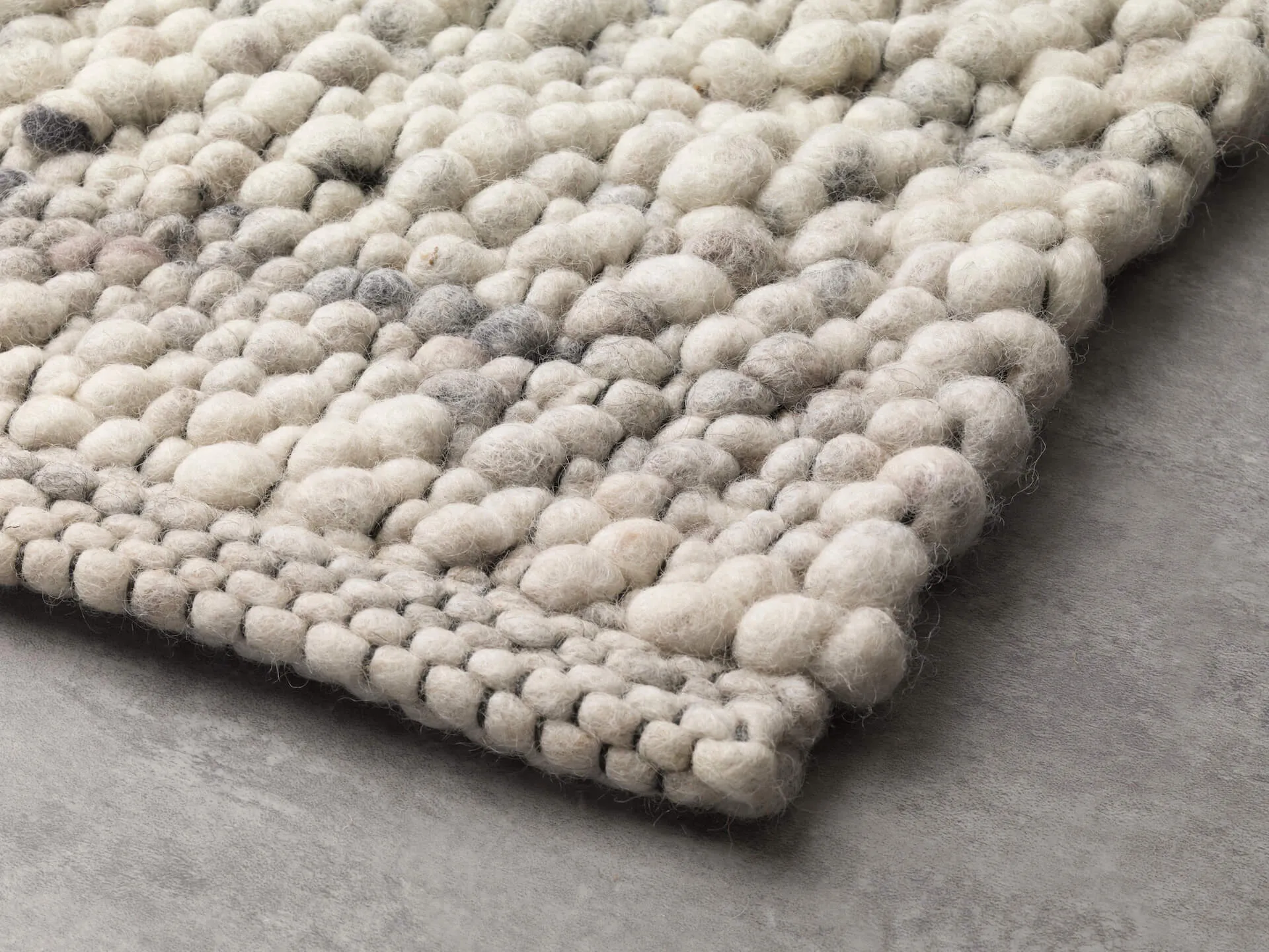 Handwebteppich Beat Swing, Paulig since 1750, Farbe 436, Detailansicht