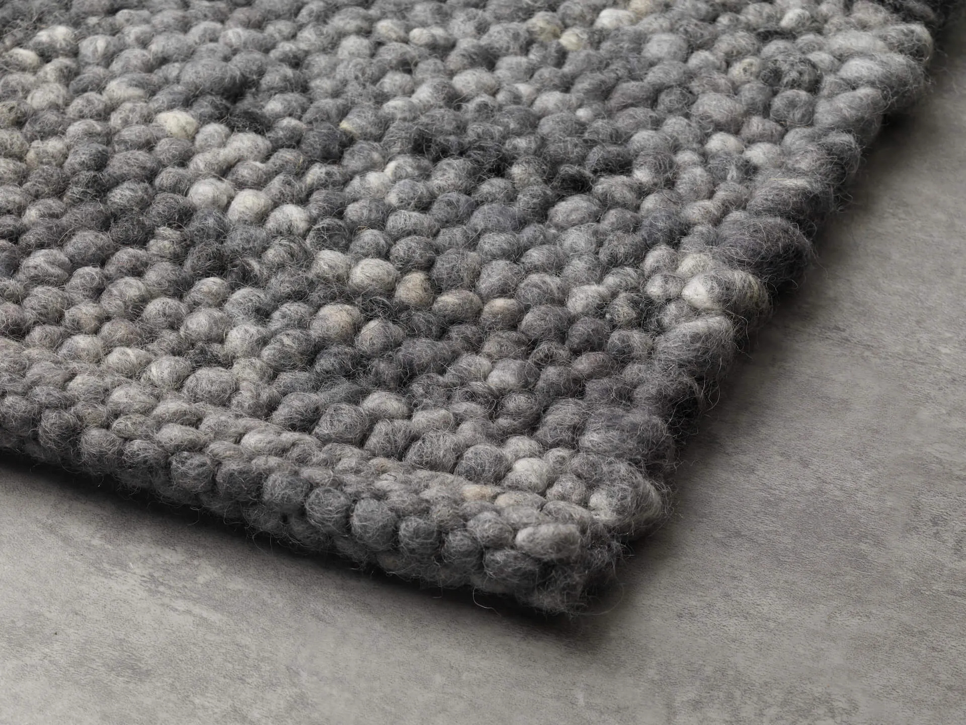 Handwebteppich Beat Base, Paulig since 1750, Farbe 432, Detailansicht