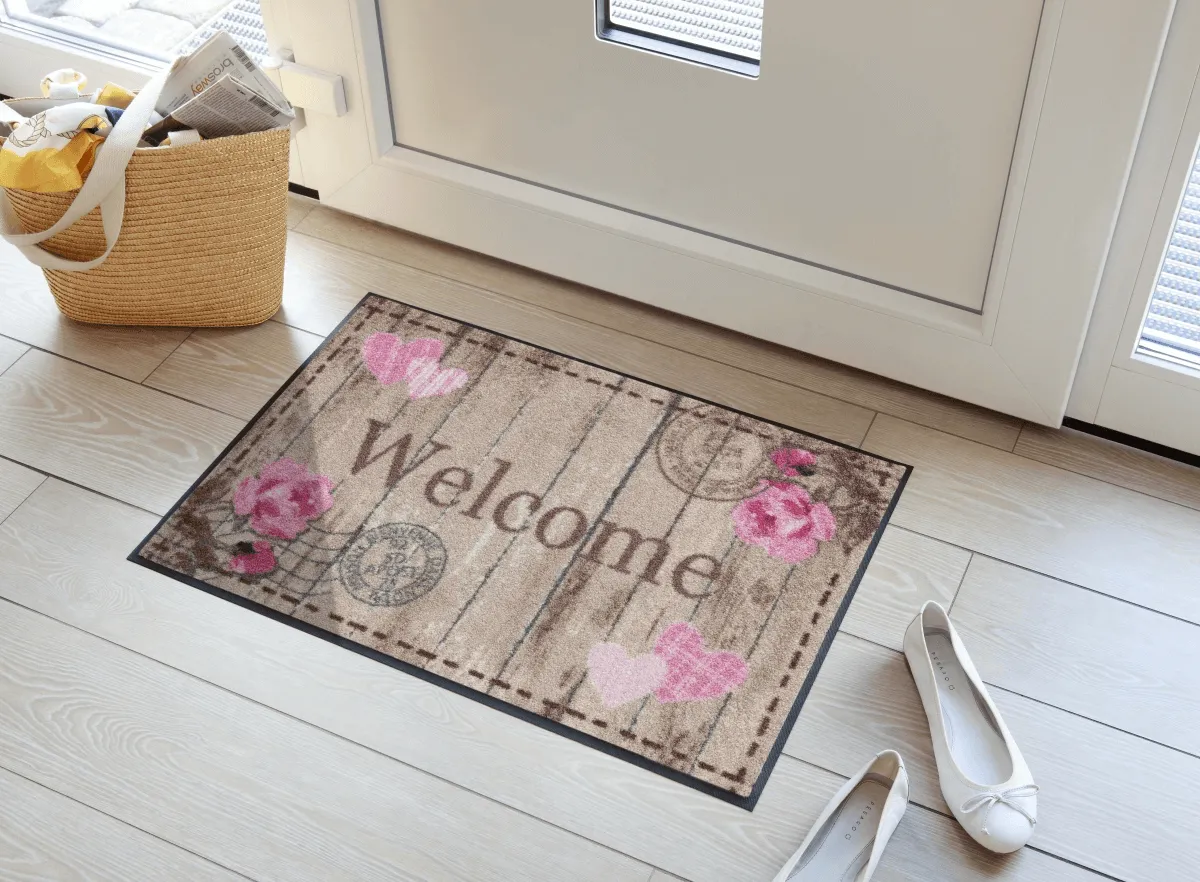 Fußmatte Welcome Roses, Salonloewe Design, 050 x 075 cm, Milieubild