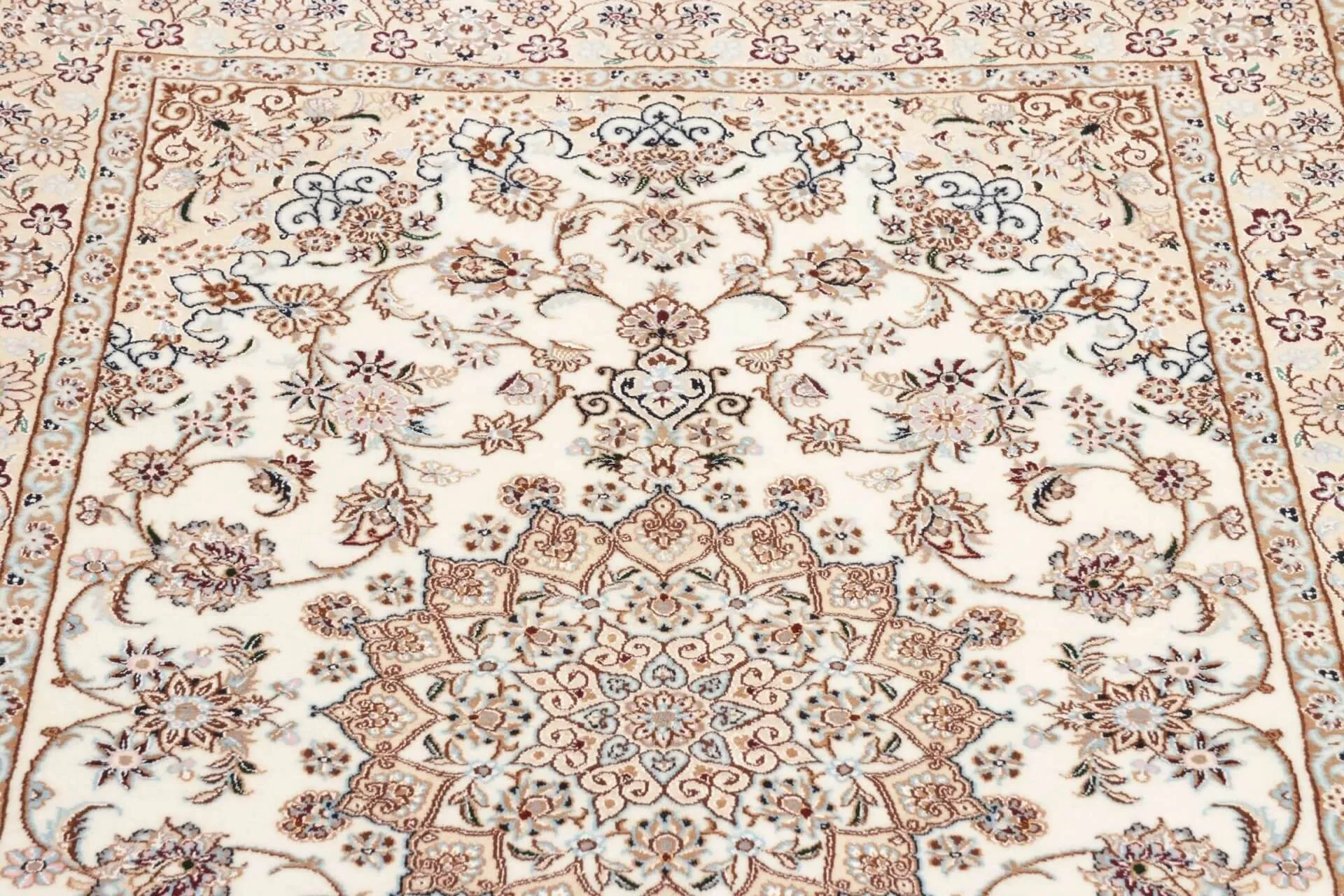 Nain Teppich Brücke, 6 LA Knüpfung, Wolle, 100 x 144 cm, Detailansicht