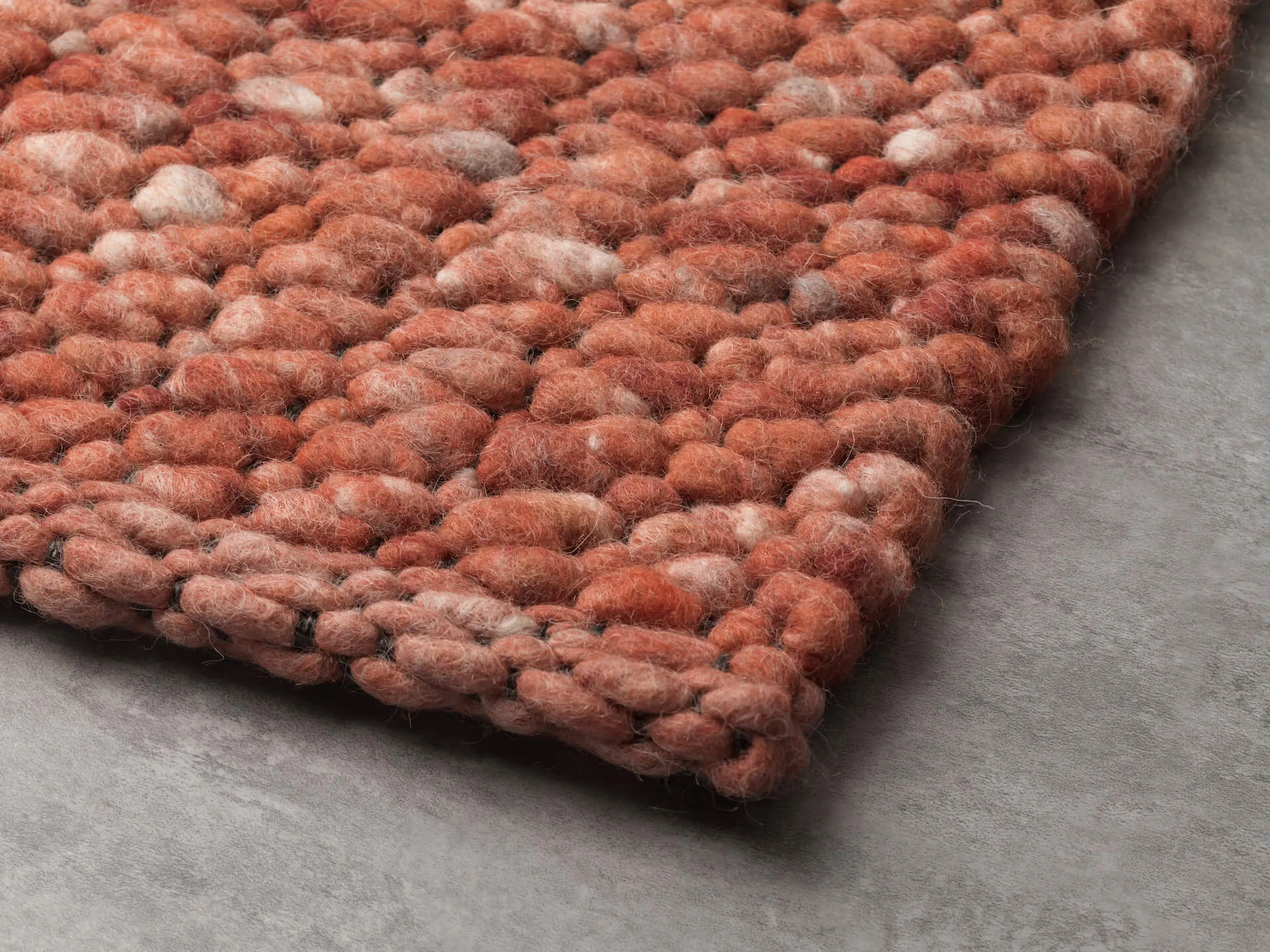 Handwebteppich Beat Dance, Paulig since 1750, Farbe 113, Detailansicht