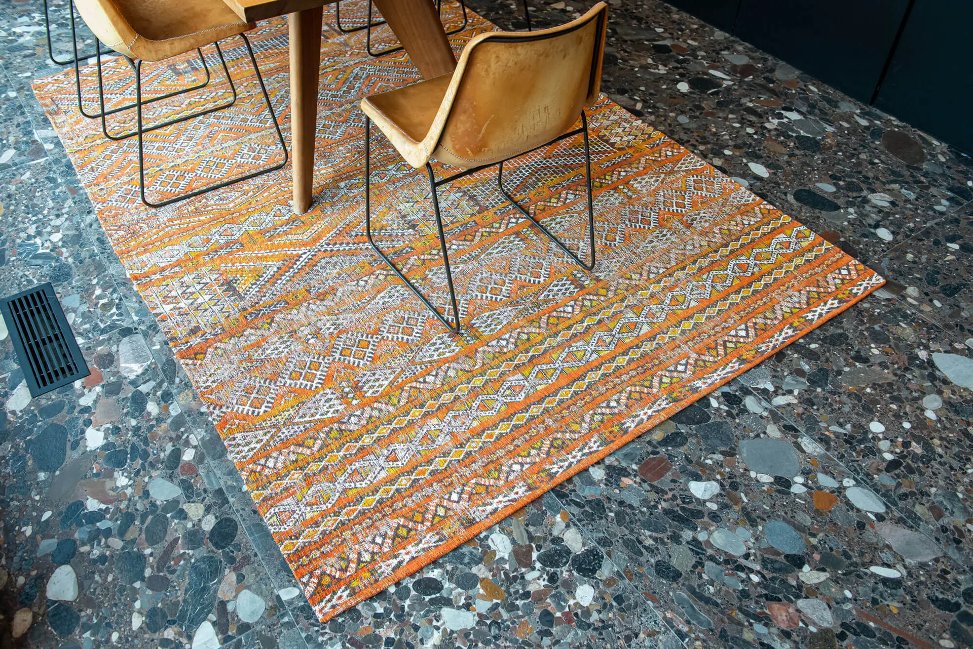 Flachgewebe Teppich Kilim, Baumwolle & Wolle, Riad Orange, Interieurbild