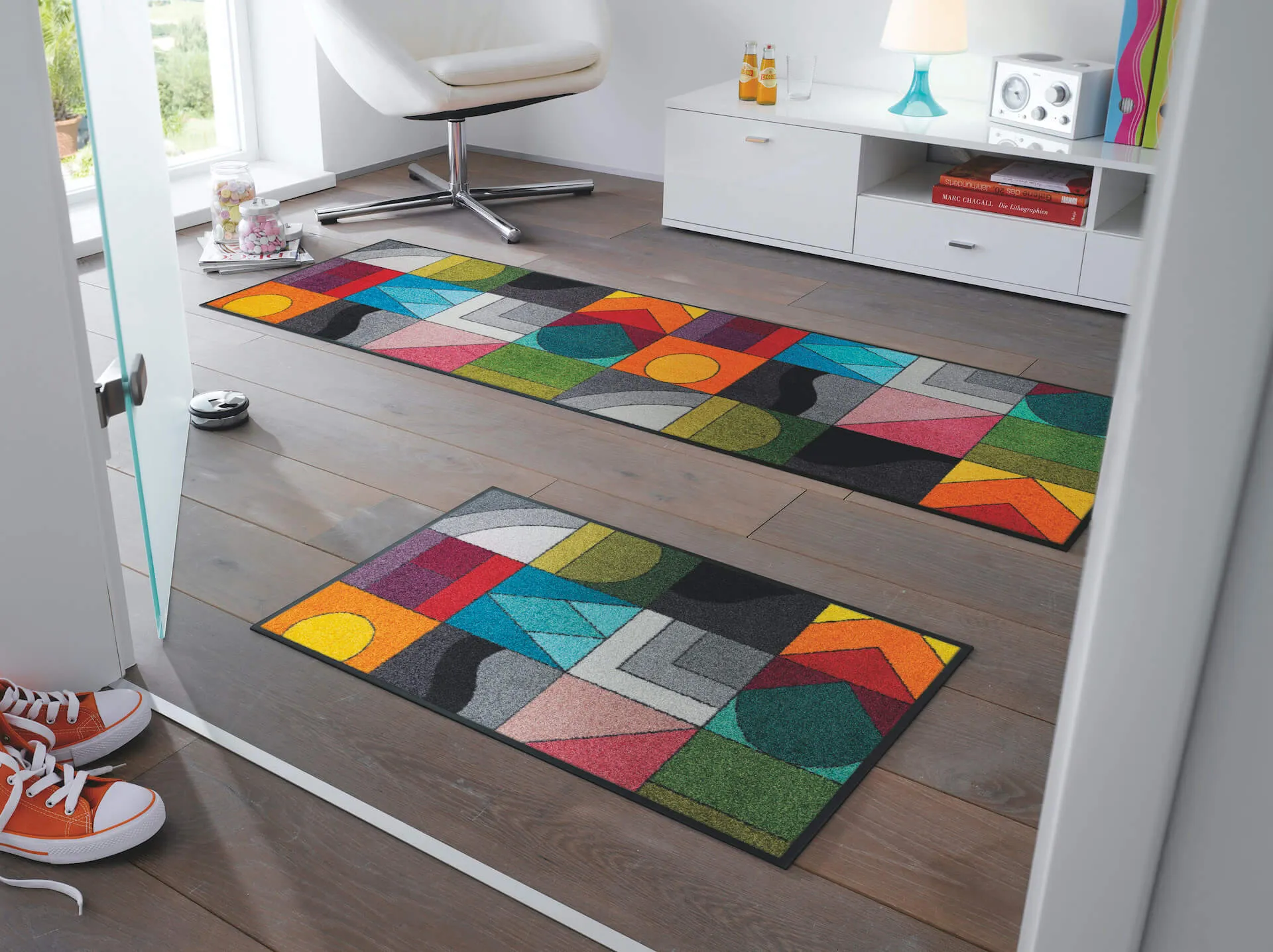 Sauberlaufmatte Momix, Wash & Dry Design im Bauhausstil, mehrfarbig, Interieurbild