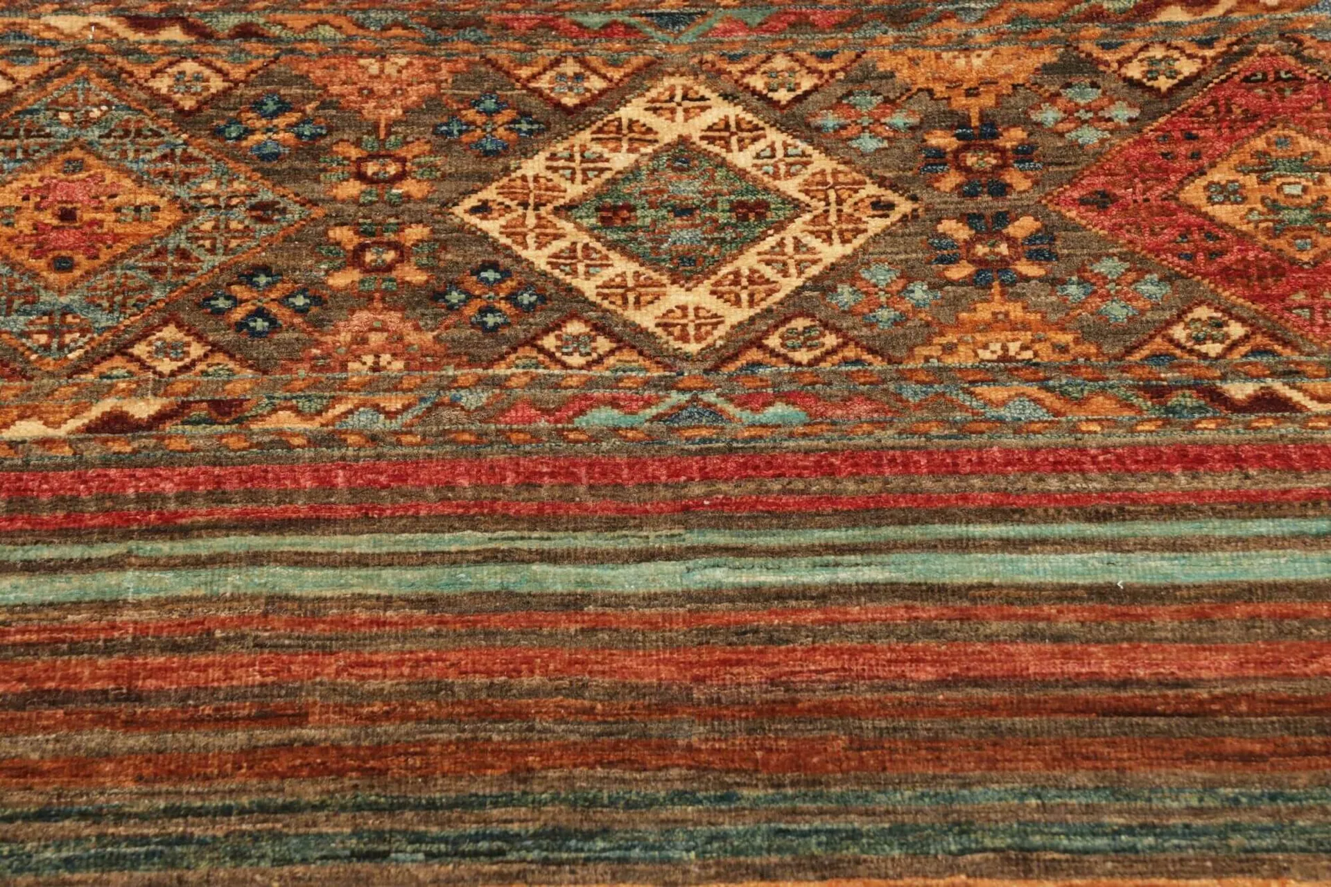 Afghan-Teppich Rubin small, handgeknüpft aus Schurwolle, 079 x 124 cm, mehrfarbig, Detailansicht