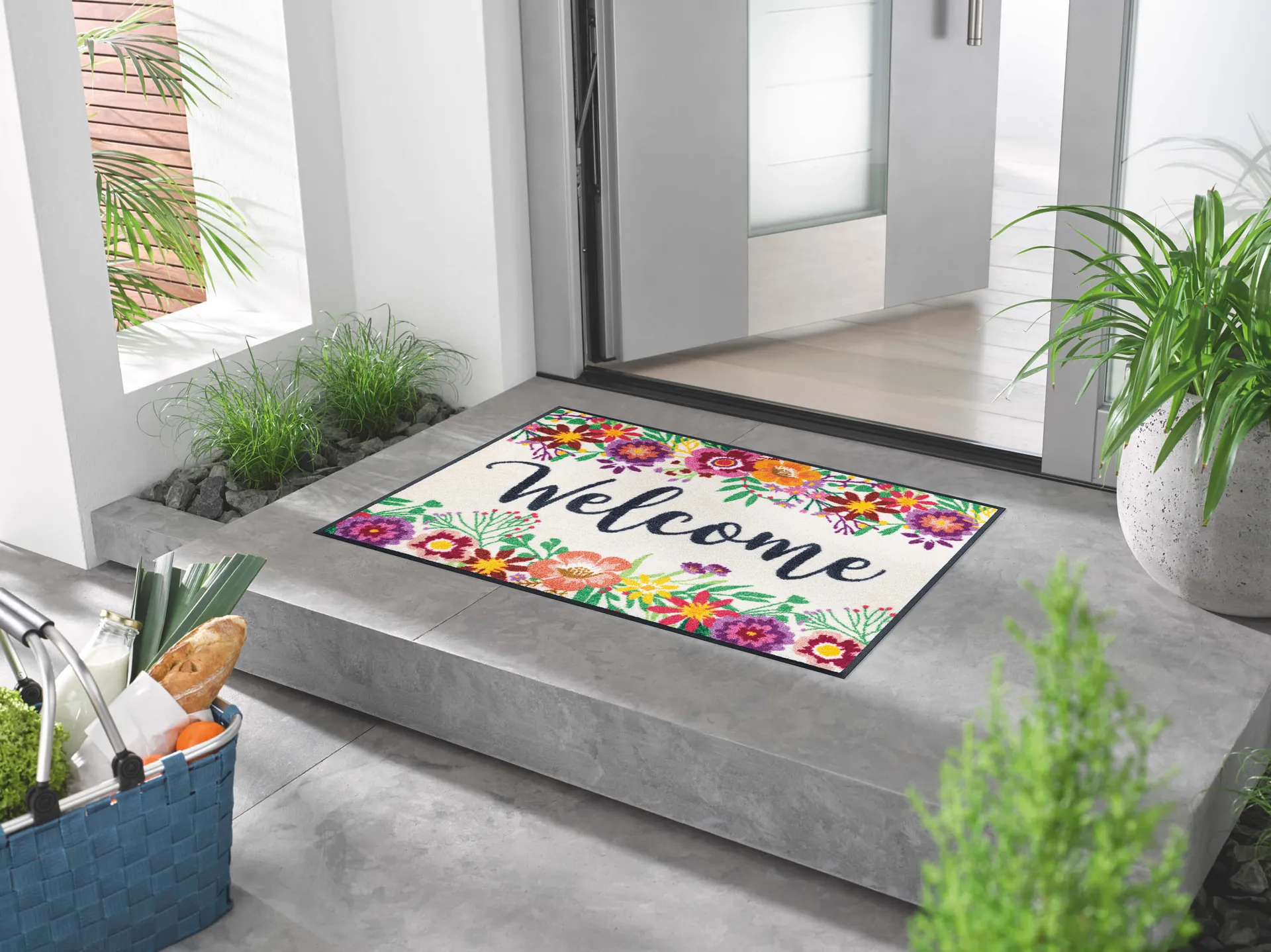 Fußmatte Welcome Blooming, neues Design, mehrfarbig, Milieubild