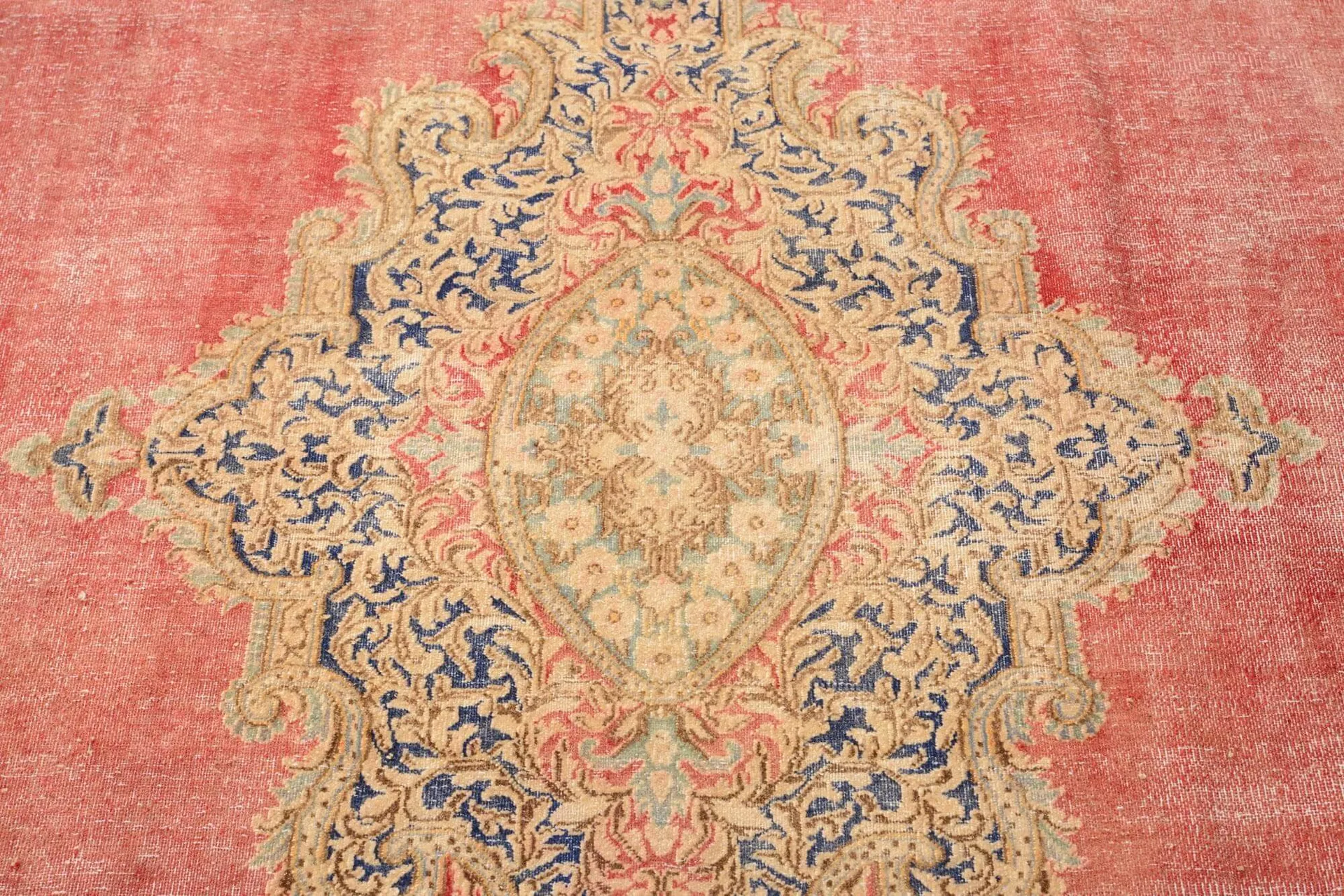 Vintageteppich Kermann Palazzo Premium, Schurwolle, 230 x 322 cm, Ausschnitt Medallion