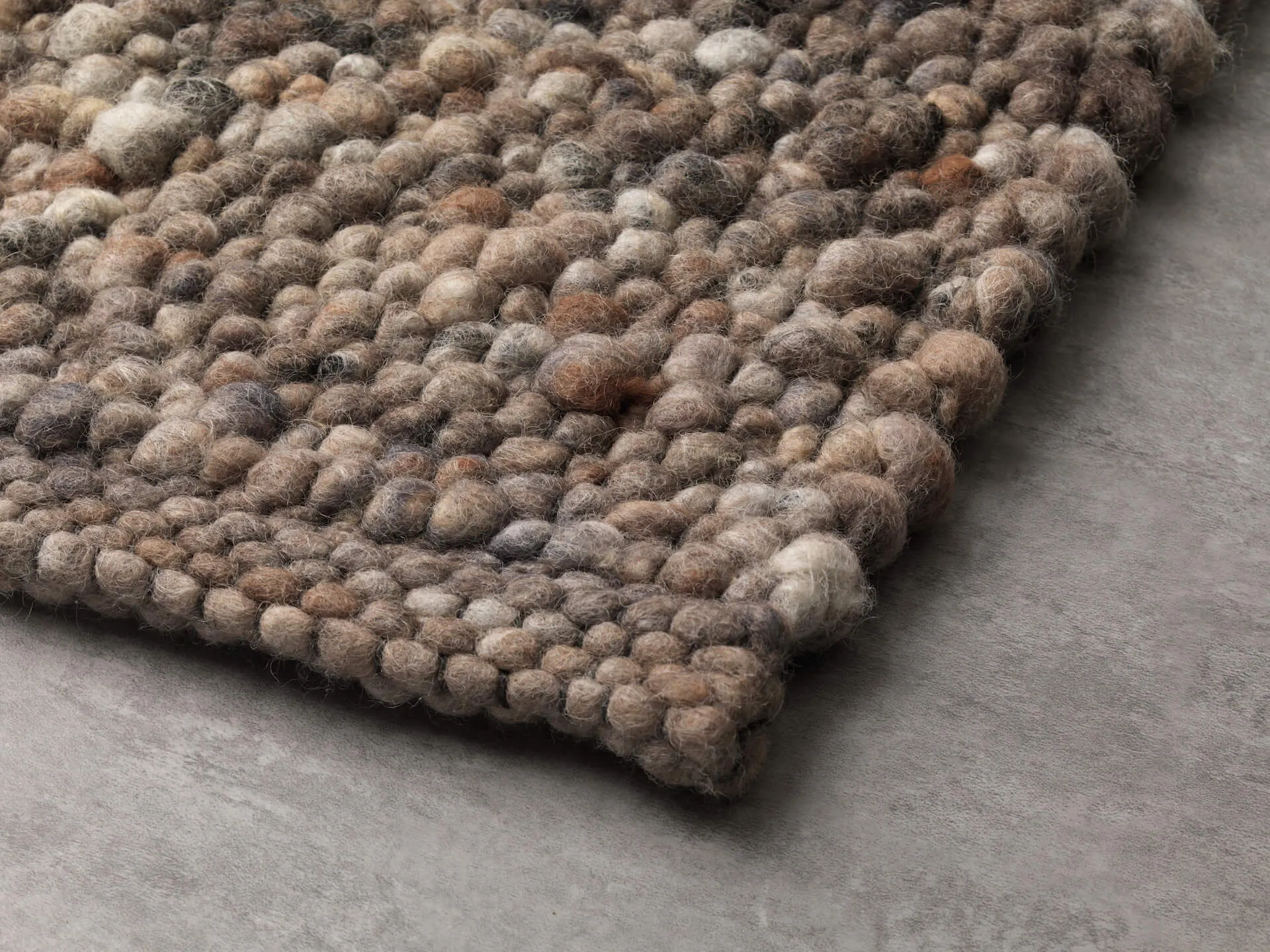 Handwebteppich Beat Swing, Paulig since 1750, Farbe 468 Detailansicht